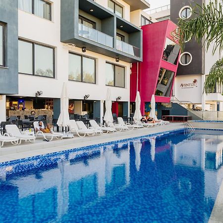 Royal Palace Hotel Nicosia Buitenkant foto