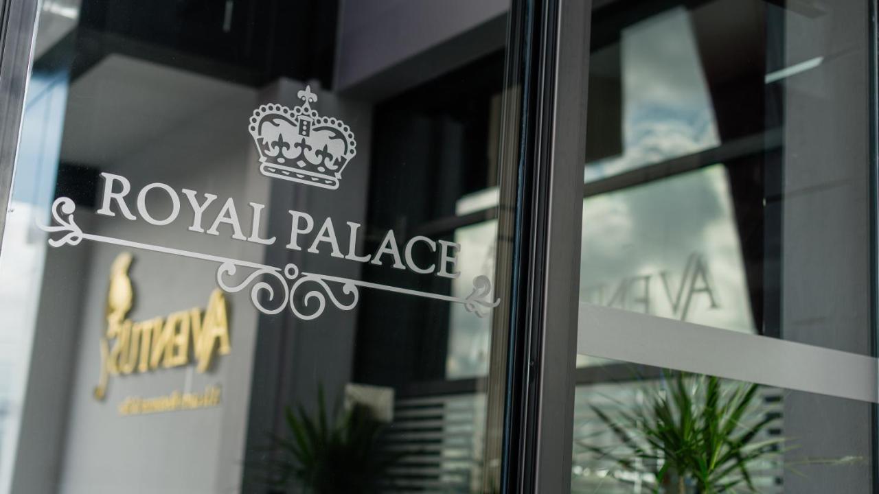 Royal Palace Hotel Nicosia Buitenkant foto