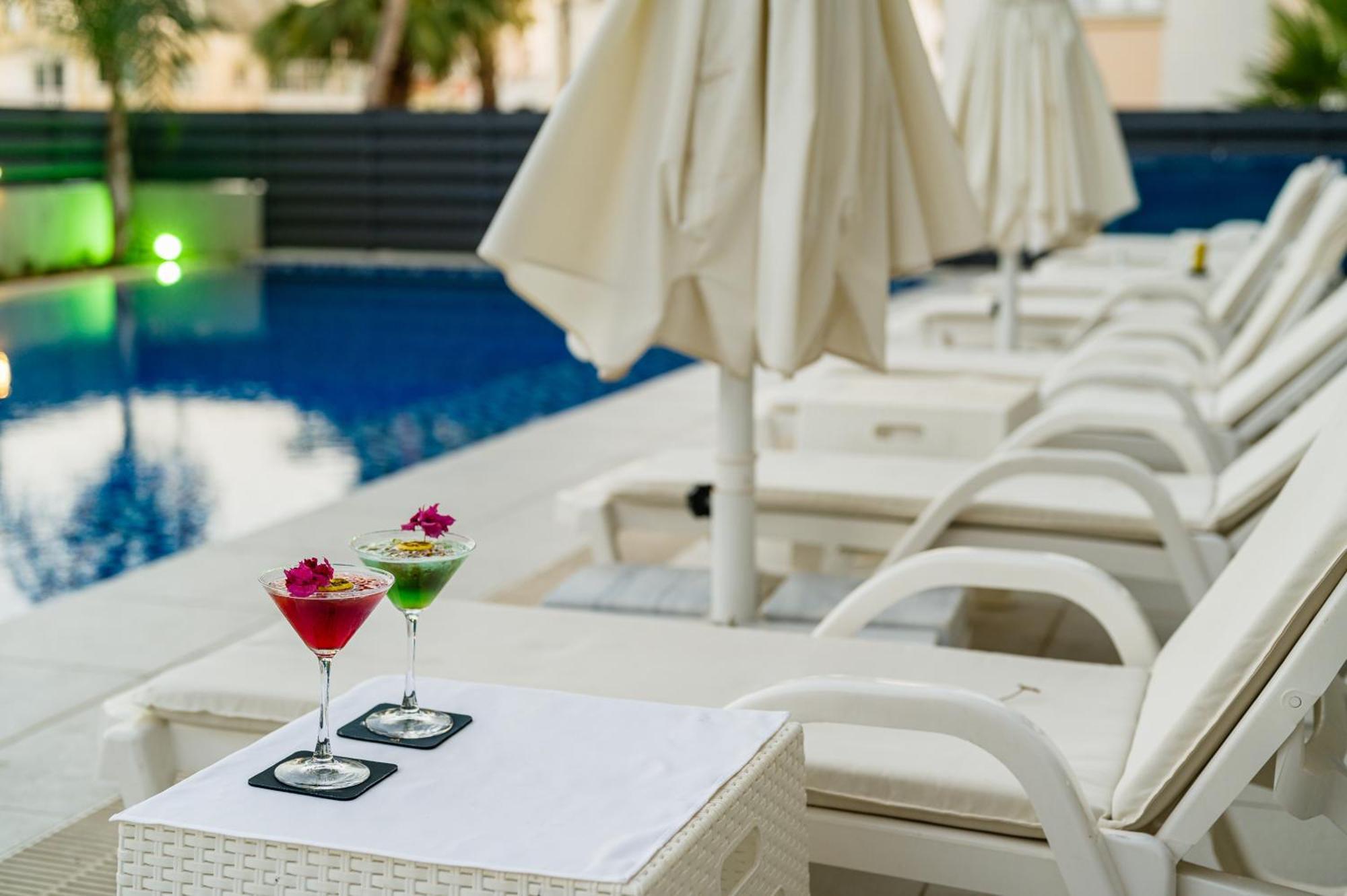 Royal Palace Hotel Nicosia Buitenkant foto